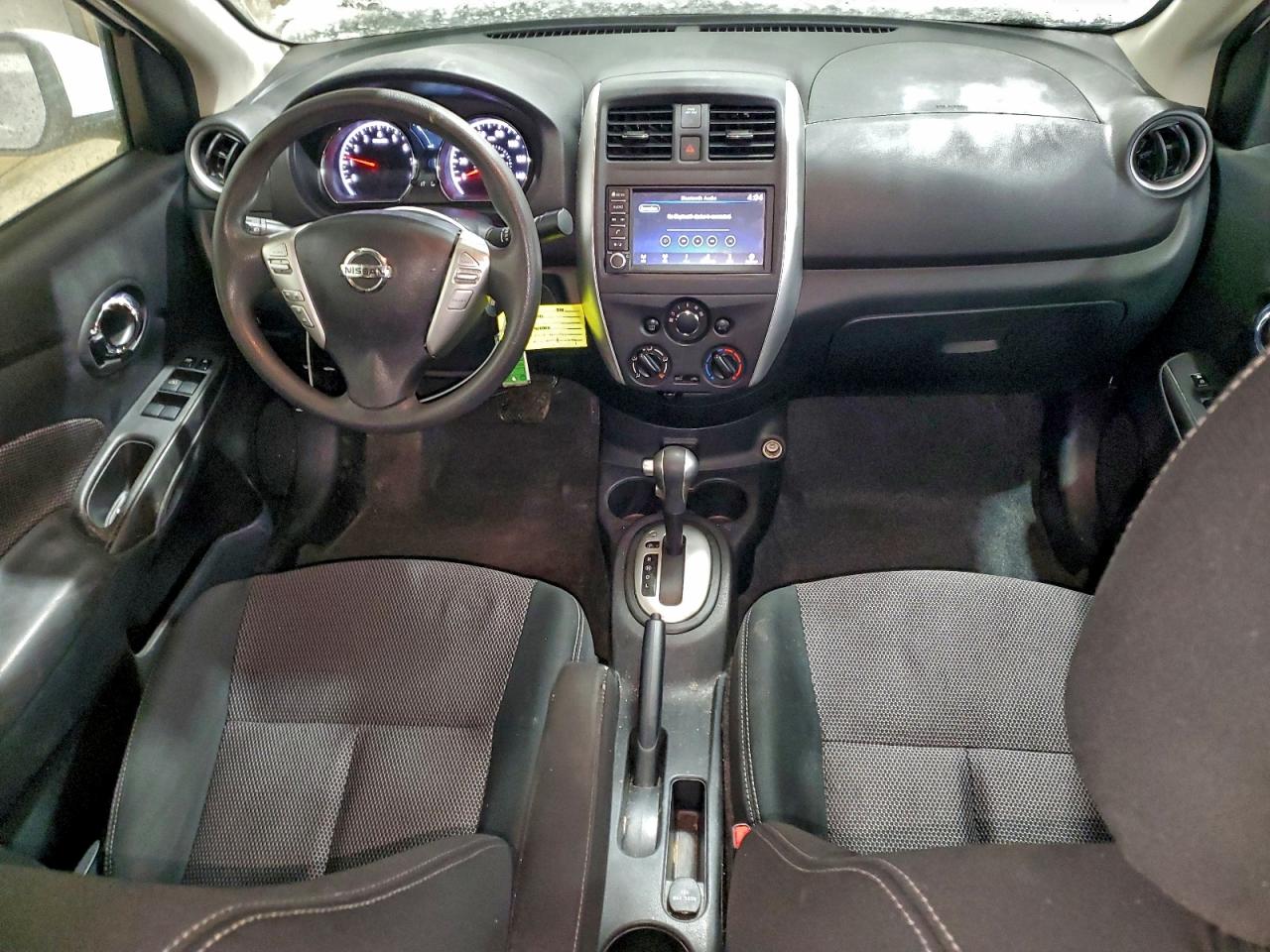 2018 NISSAN VERSA S photo 8