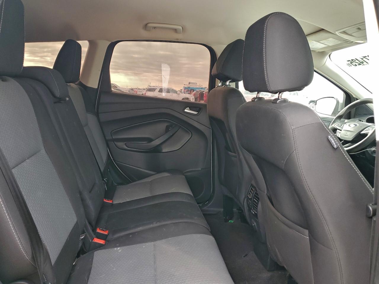 2017 FORD ESCAPE SE photo 10