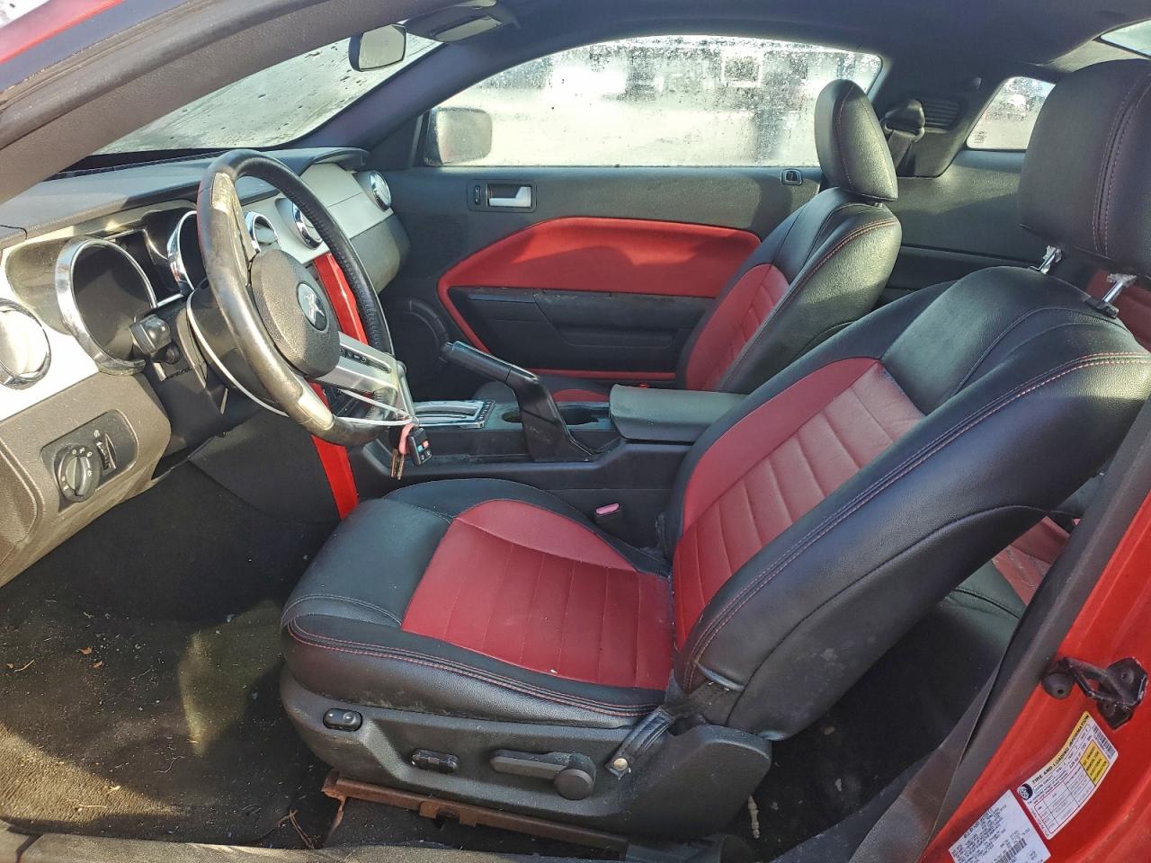 2006 FORD MUSTANG photo 7