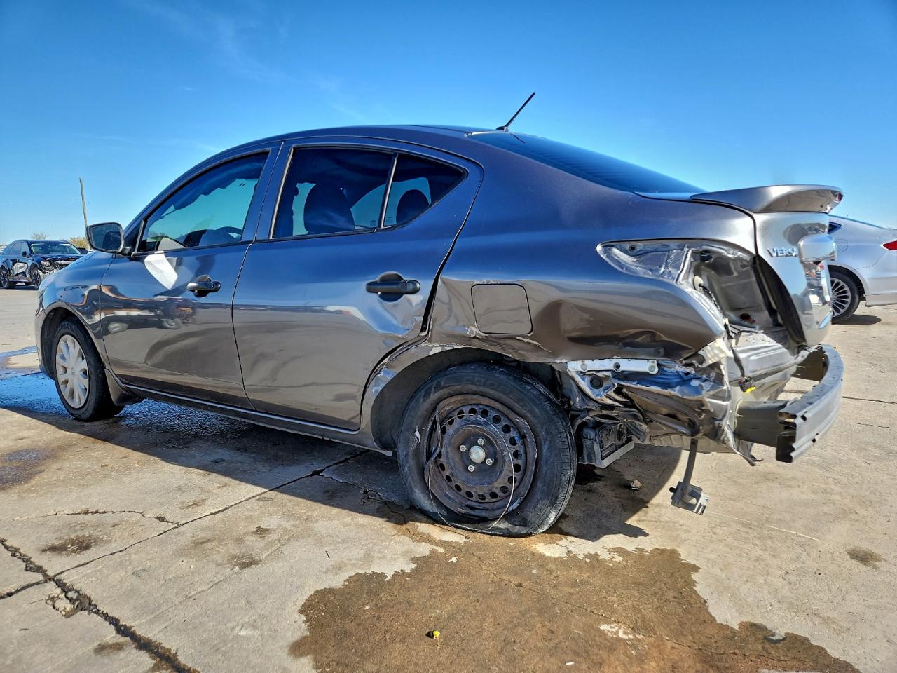 2019 NISSAN VERSA S PLUS photo 2