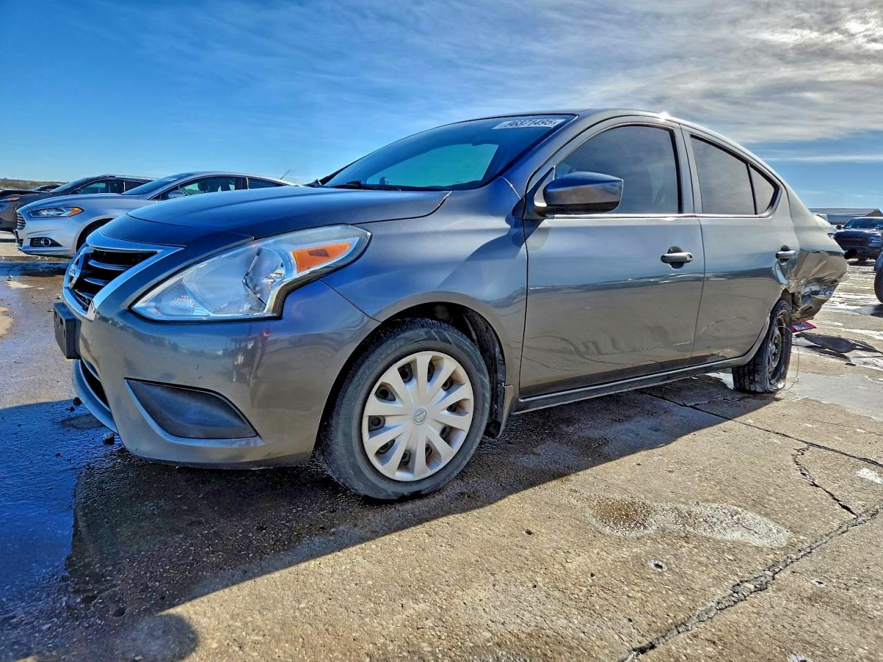 2019 NISSAN VERSA