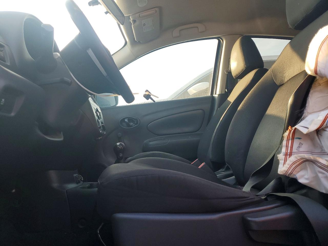 2019 NISSAN VERSA S PLUS photo 7