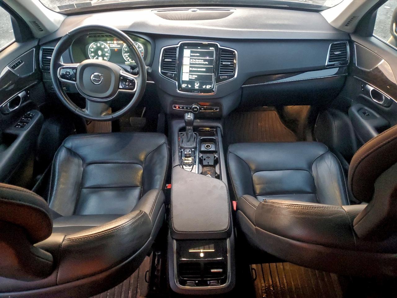 2018 VOLVO XC90 T6 photo 8