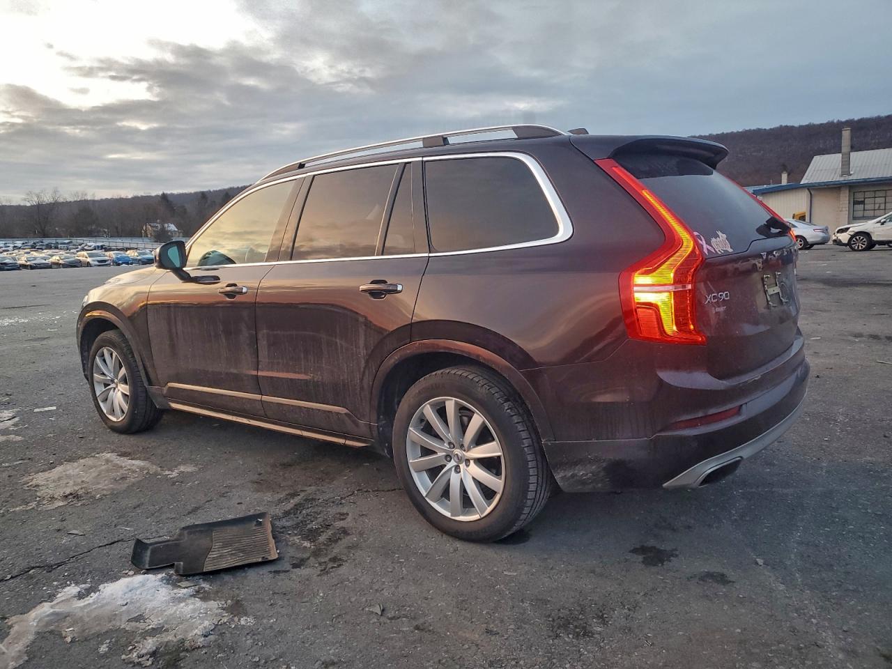 2018 VOLVO XC90 T6 photo 2