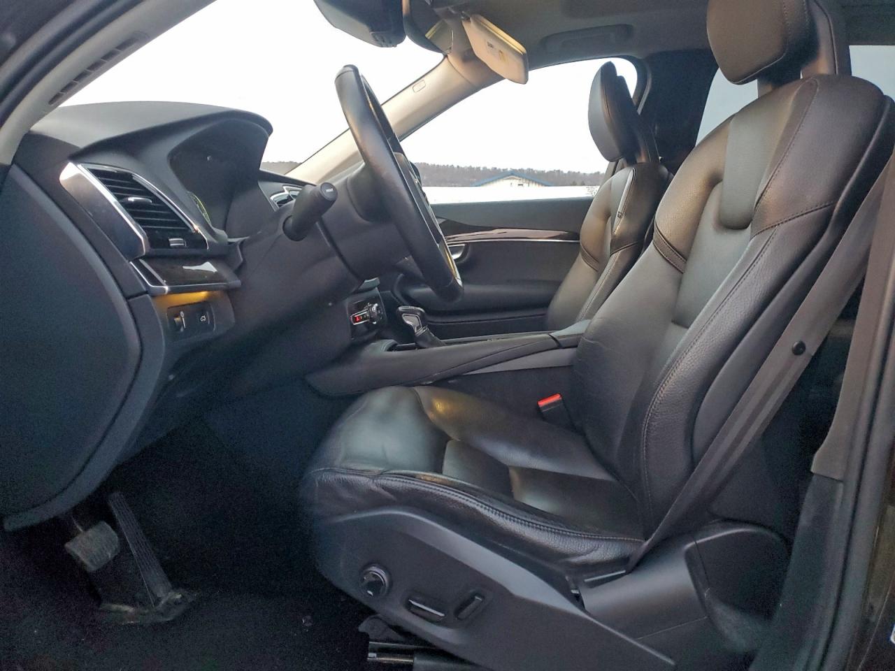 2018 VOLVO XC90 T6 photo 7