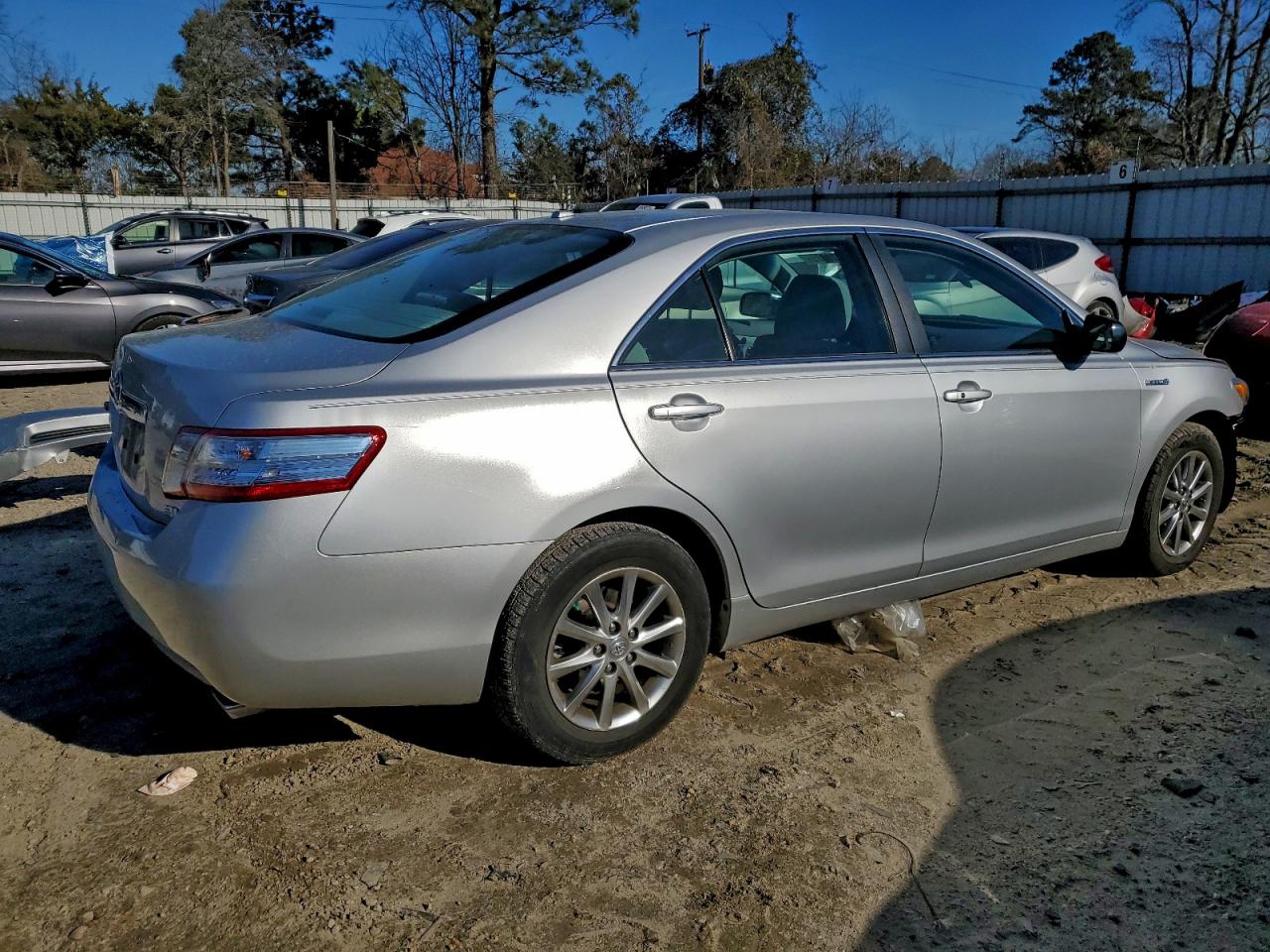2011 TOYOTA CAMRY HYBRID photo 3