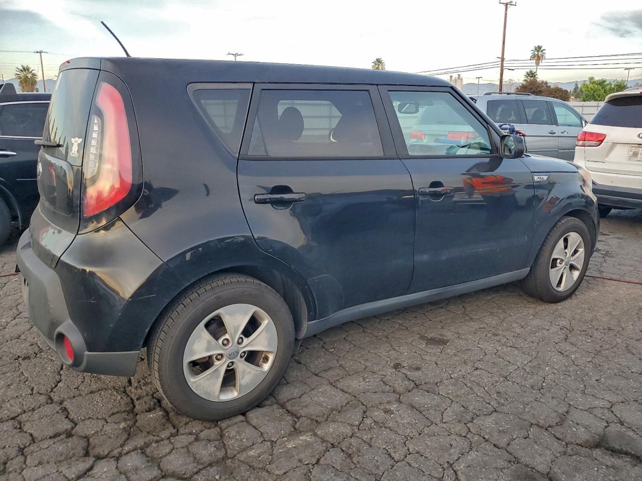 2015 KIA SOUL photo 3