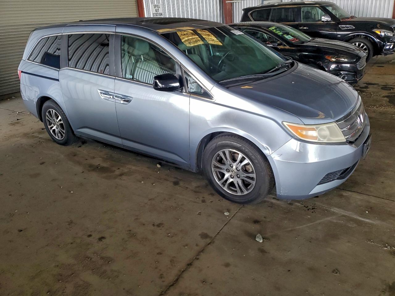 2012 HONDA ODYSSEY EXL photo 4