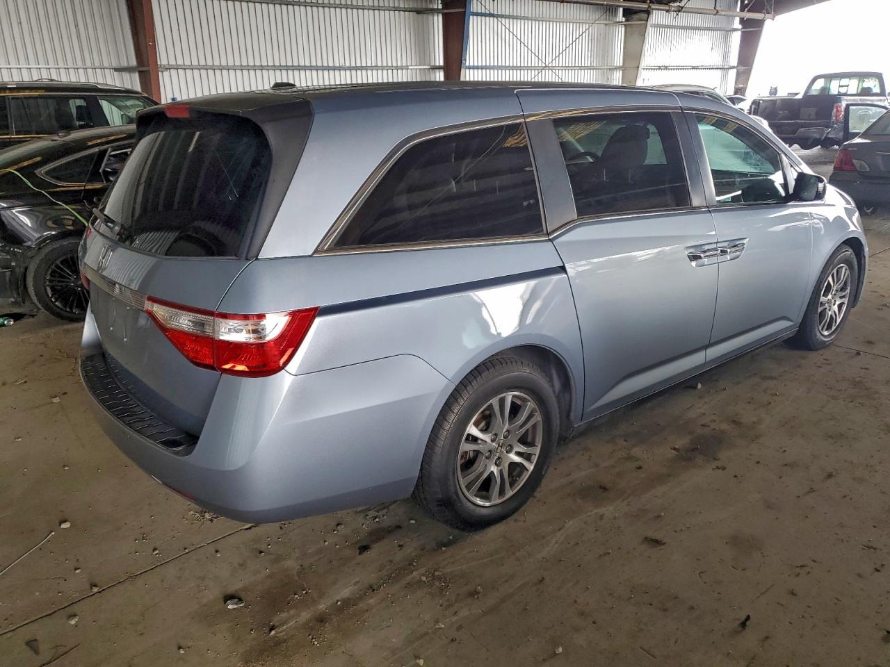 2012 HONDA ODYSSEY EXL photo 3