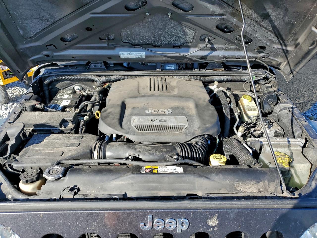 2016 JEEP WRANGLER UNLIMITED SPORT photo 11