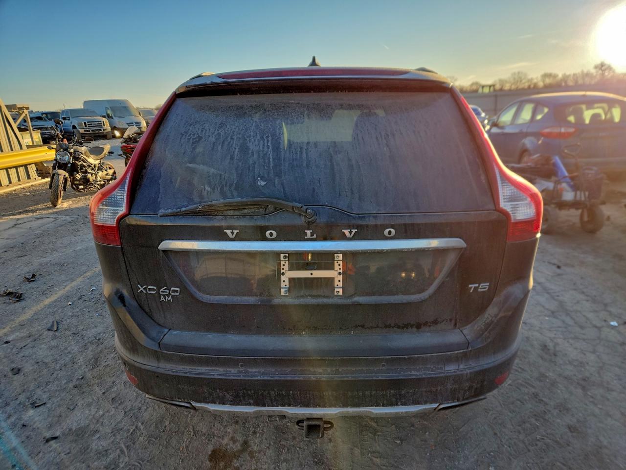 2015 VOLVO XC60 T5 PLATINUM photo 6