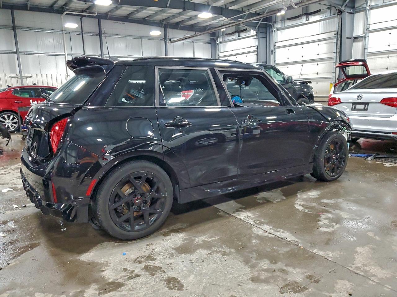 2025 MINI COOPER S photo 3