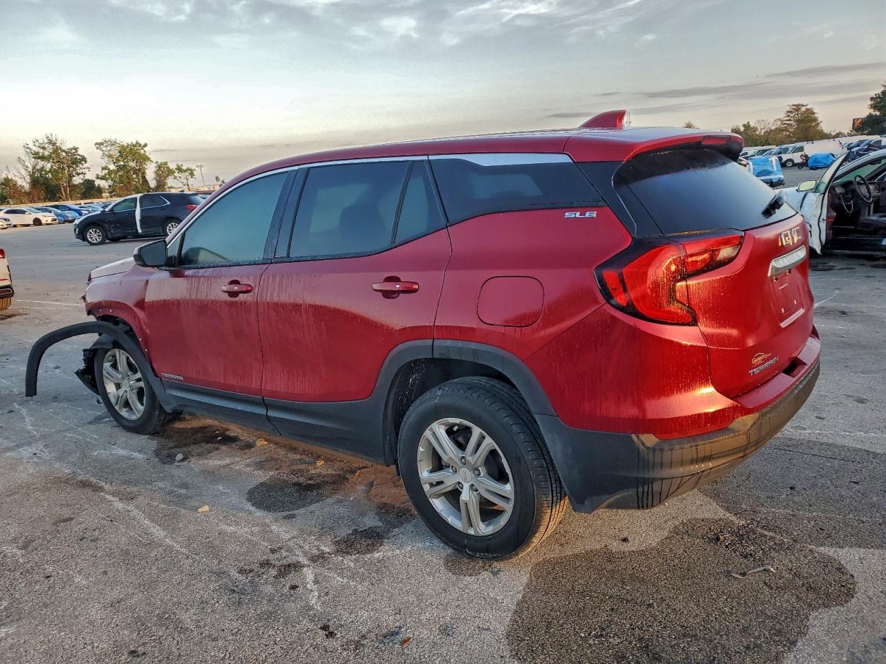 2020 GMC TERRAIN SLE photo 3