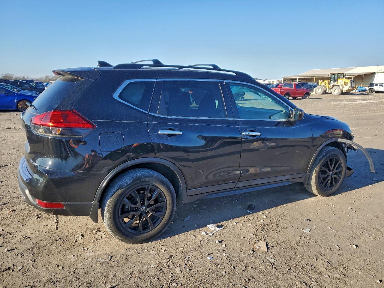 2017 NISSAN ROGUE SV photo 3