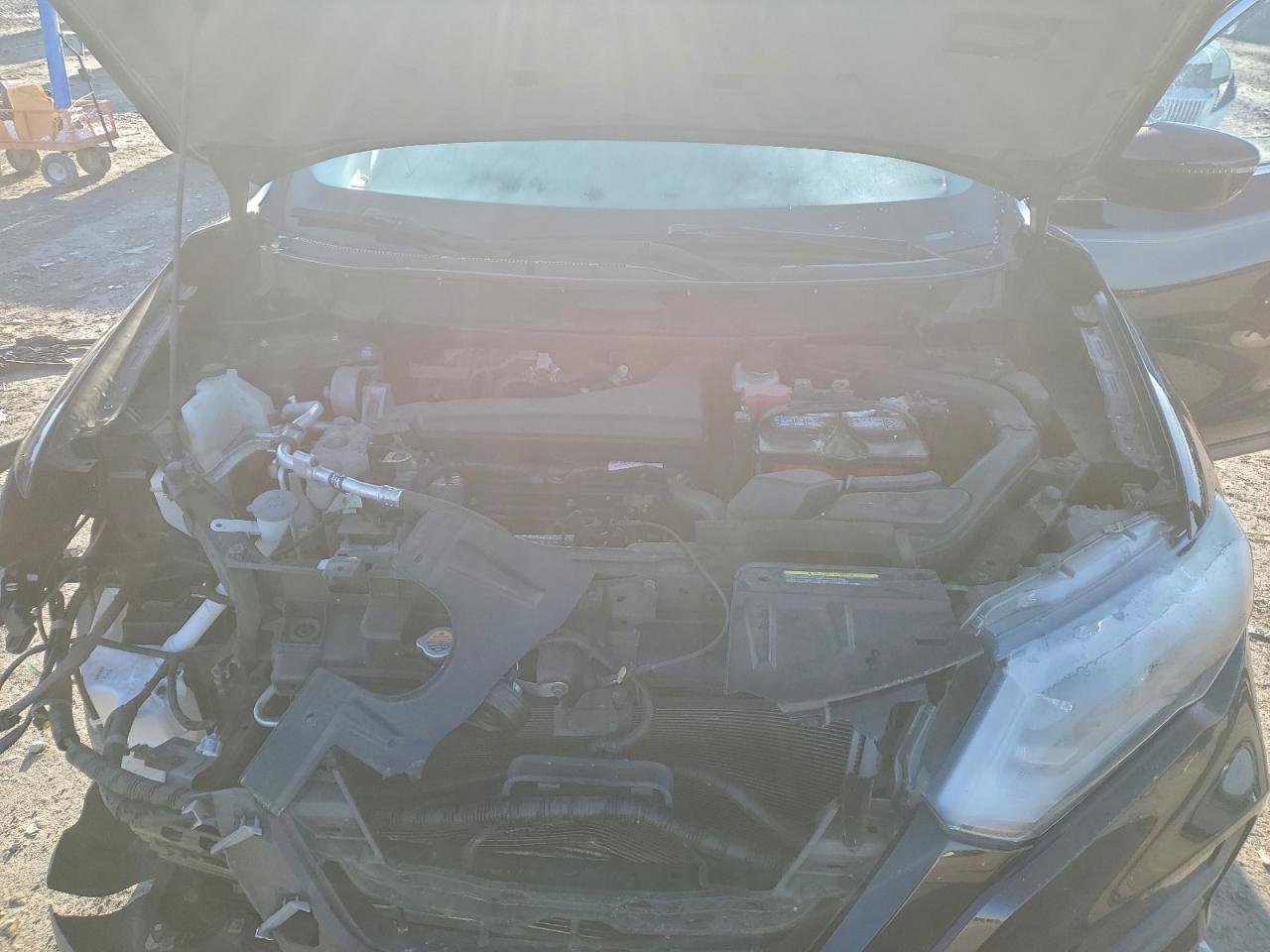 2017 NISSAN ROGUE SV photo 12