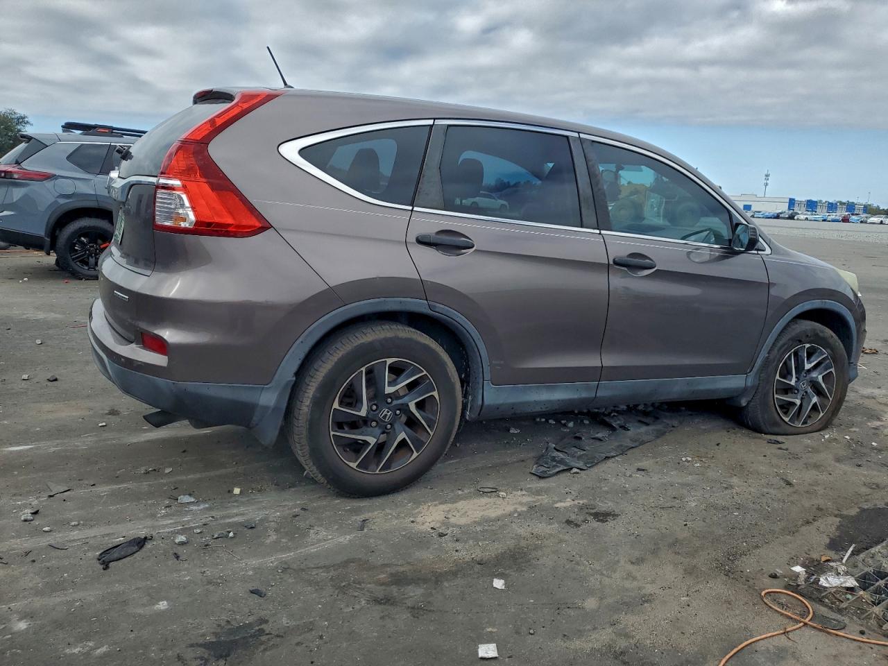 2016 HONDA CR-V SE photo 3