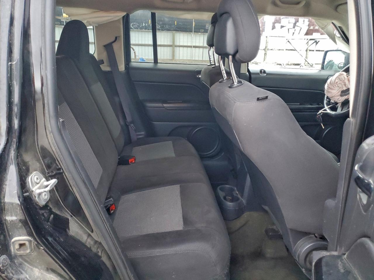 2017 JEEP PATRIOT LATITUDE photo 11