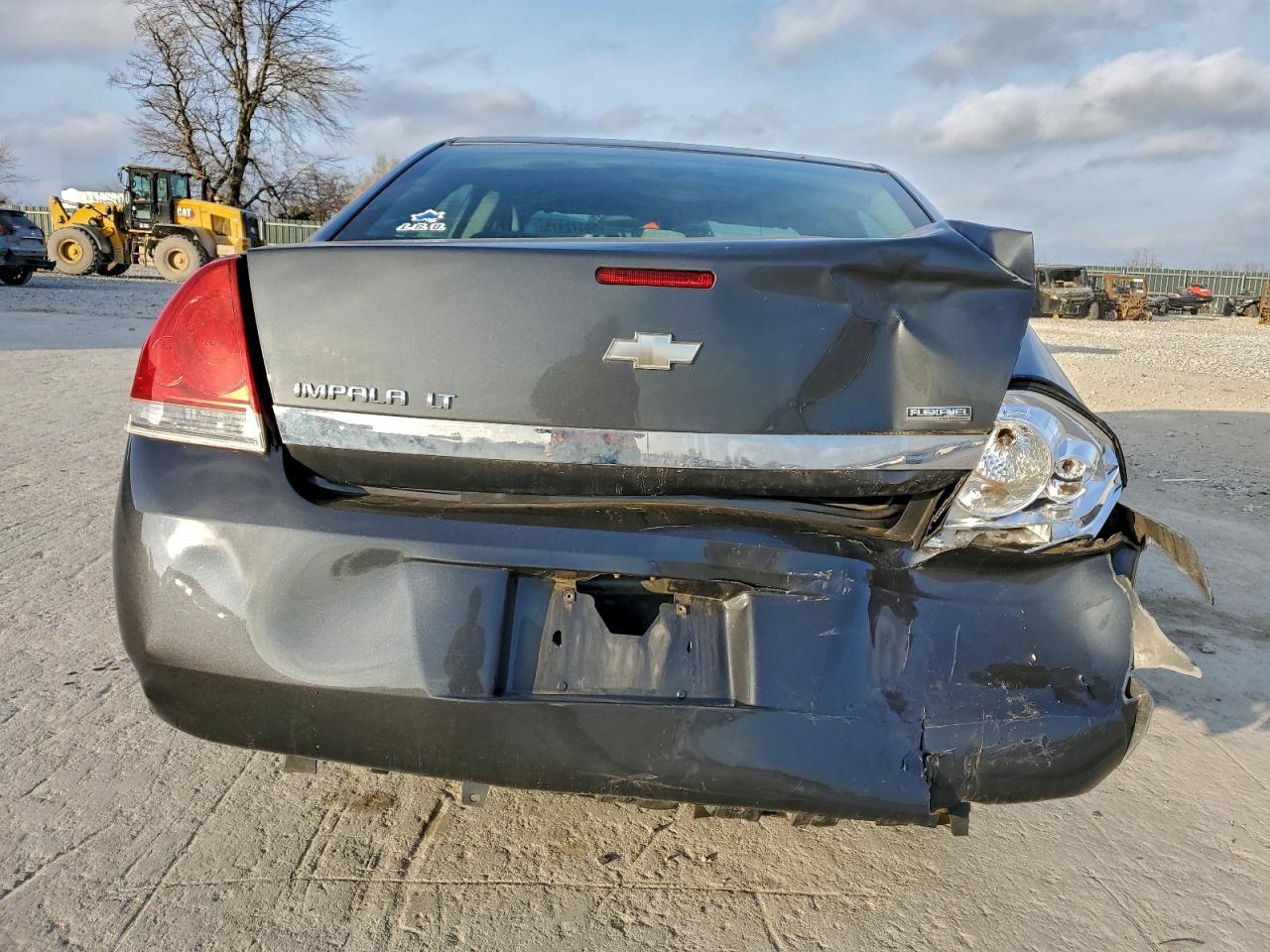 2010 CHEVROLET IMPALA LT photo 6