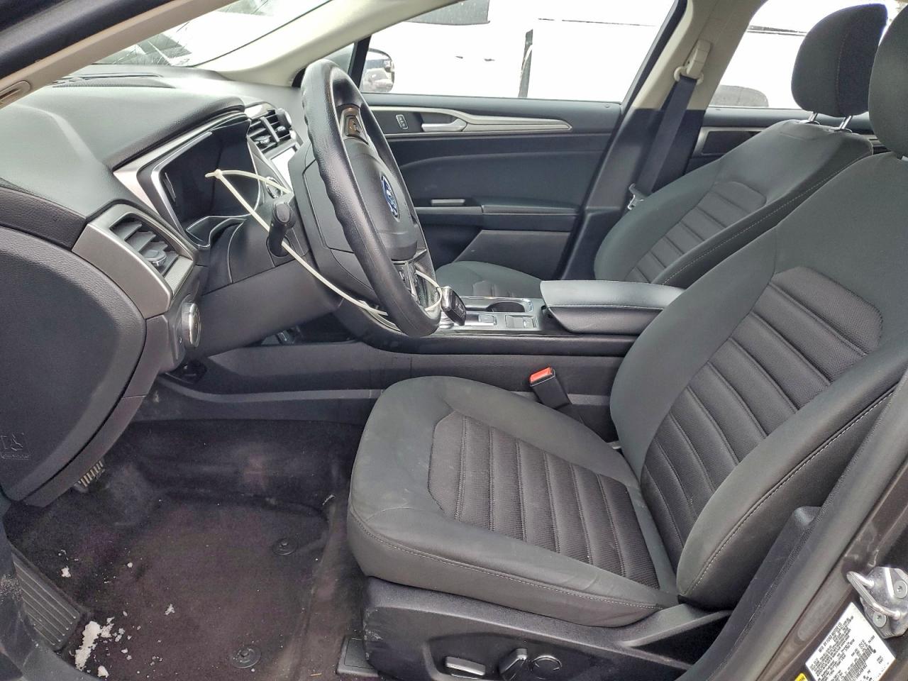 2017 FORD FUSION SE photo 7