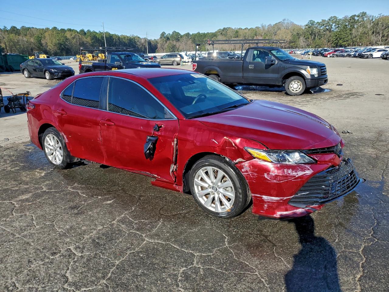 2018 TOYOTA CAMRY L photo 4
