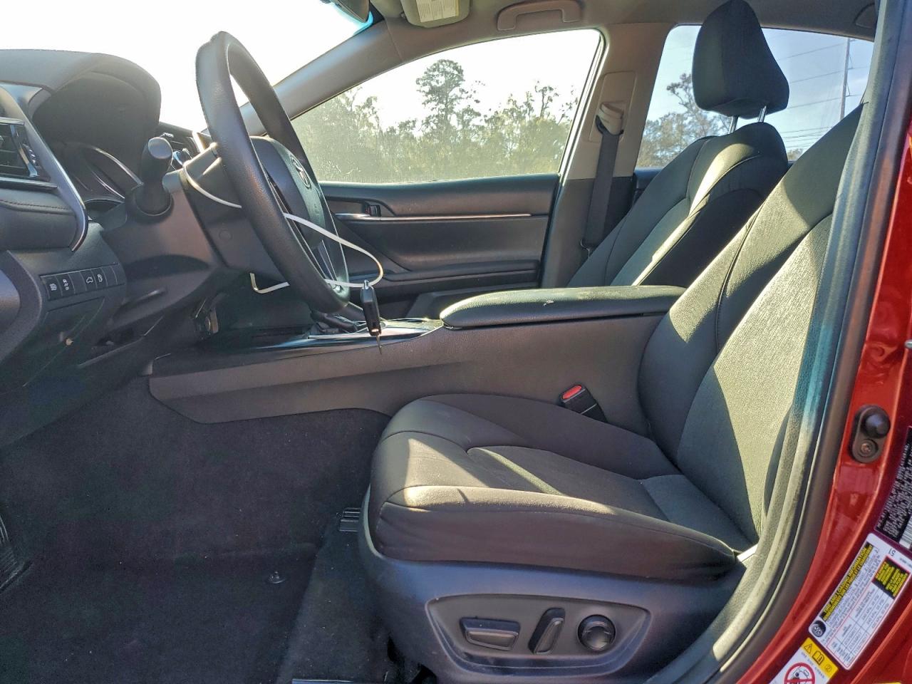 2018 TOYOTA CAMRY L photo 7