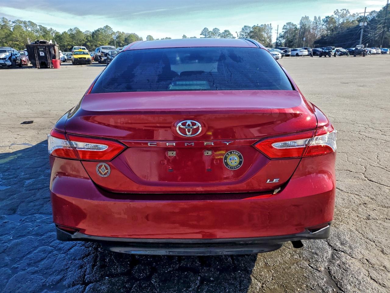 2018 TOYOTA CAMRY L photo 6