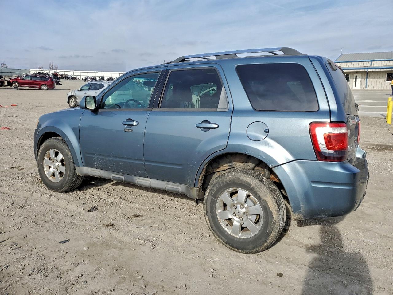 2011 FORD ESCAPE LIMITED photo 2