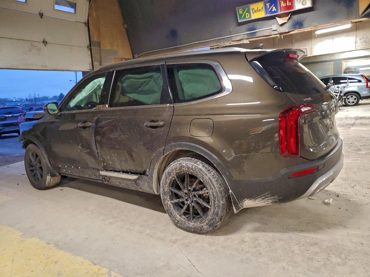 2021 KIA TELLURIDE EX photo 2