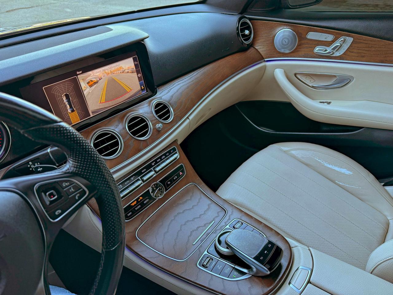 2018 MERCEDES-BENZ E 300 photo 12