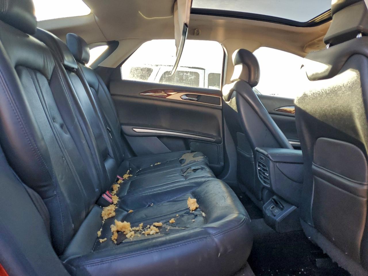 2014 LINCOLN MKZ photo 28