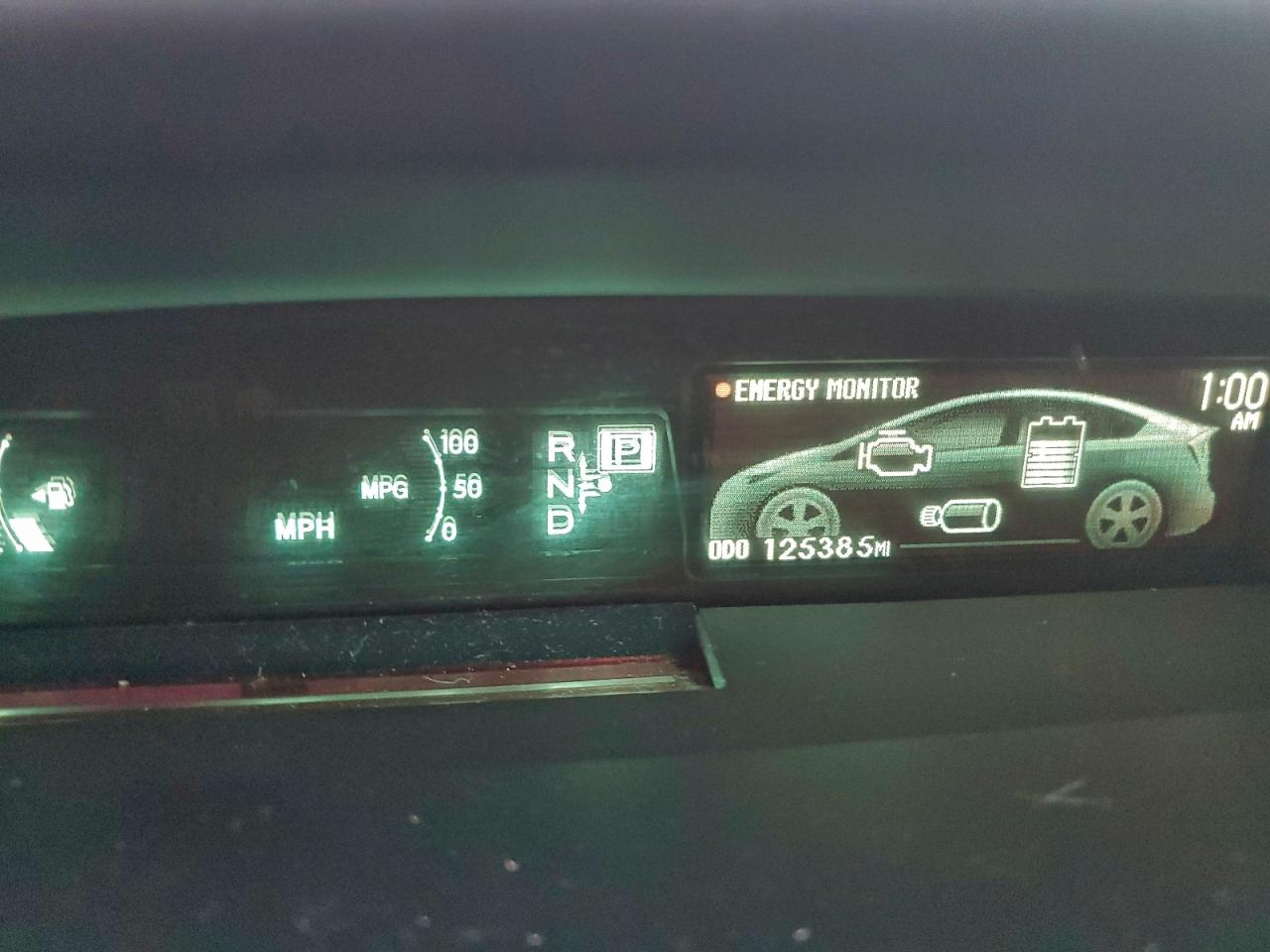2015 TOYOTA PRIUS photo 9