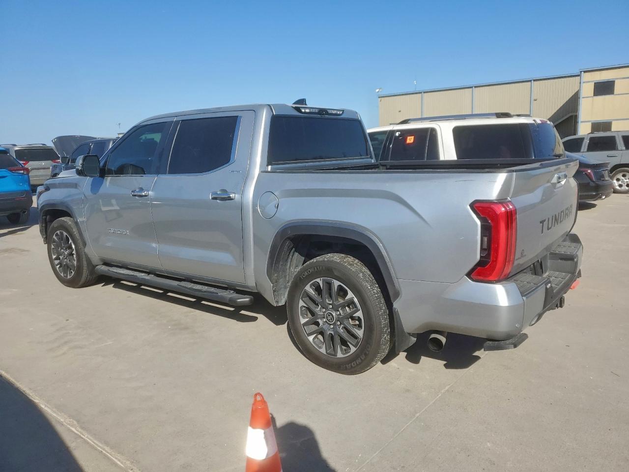 2024 TOYOTA TUNDRA CREWMAX LIMITED photo 5