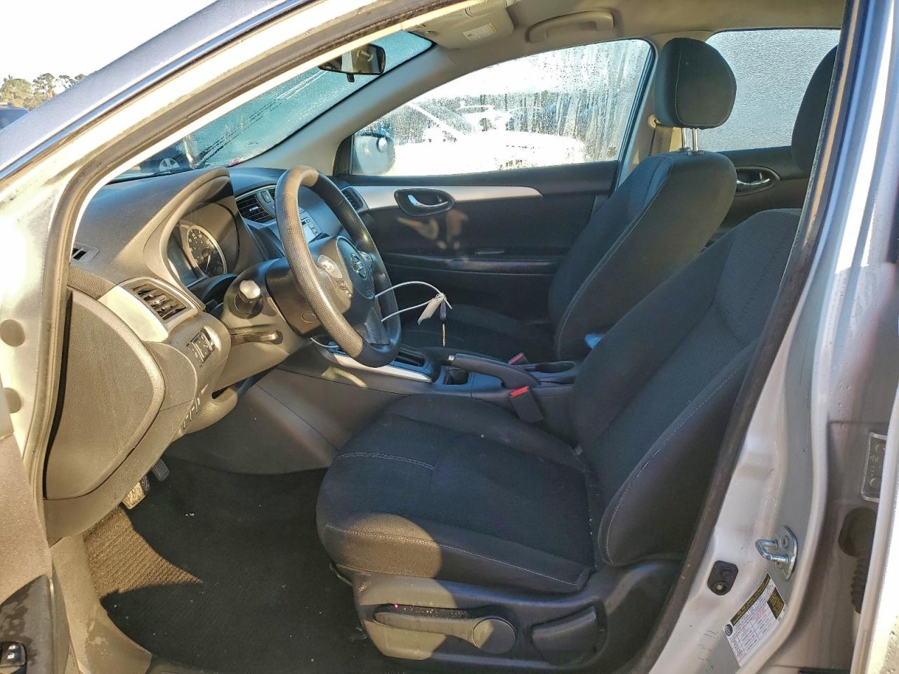 2018 NISSAN SENTRA S photo 7
