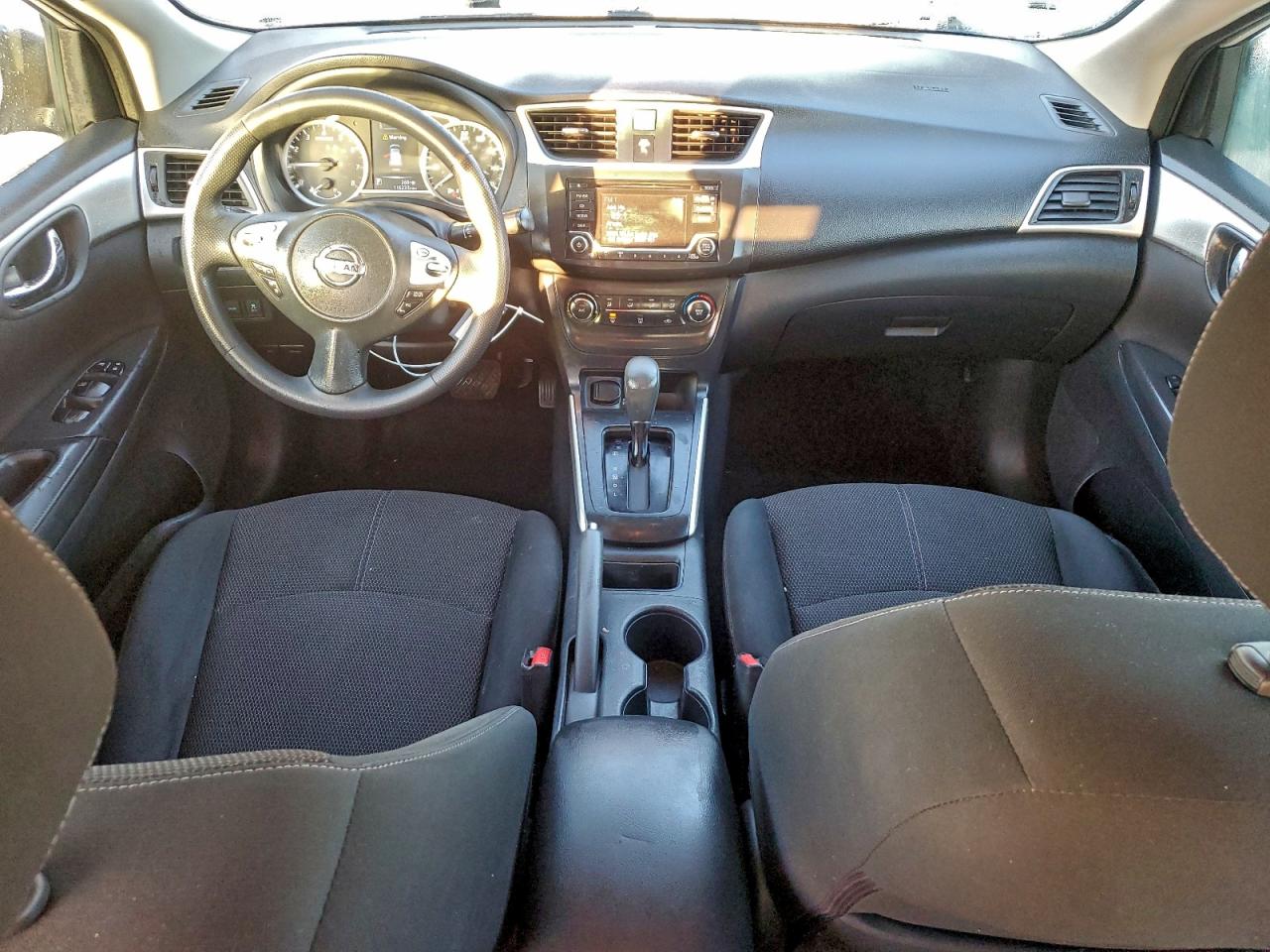 2018 NISSAN SENTRA S photo 8
