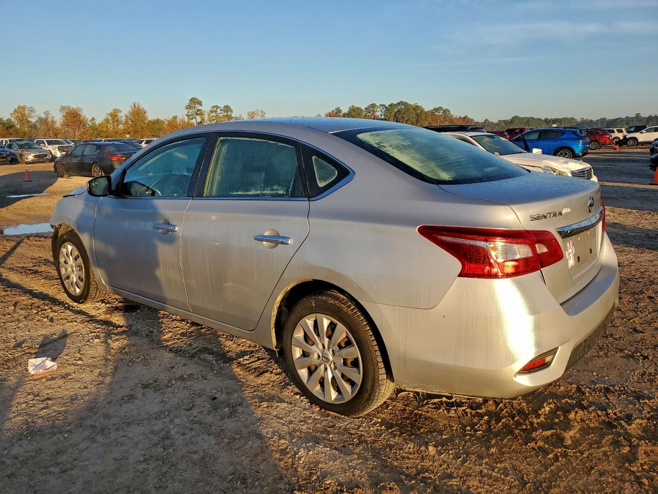 2018 NISSAN SENTRA S photo 2