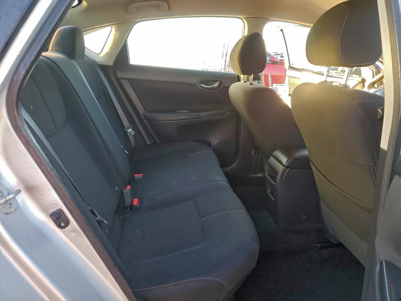 2018 NISSAN SENTRA S photo 10