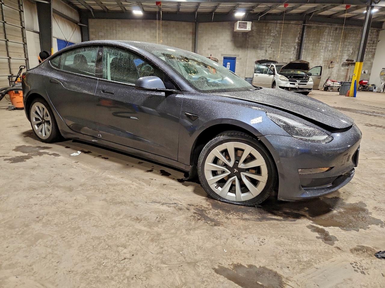 2022 TESLA MODEL 3 photo 4