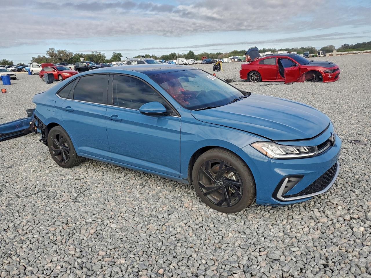 2025 VOLKSWAGEN JETTA SE photo 4