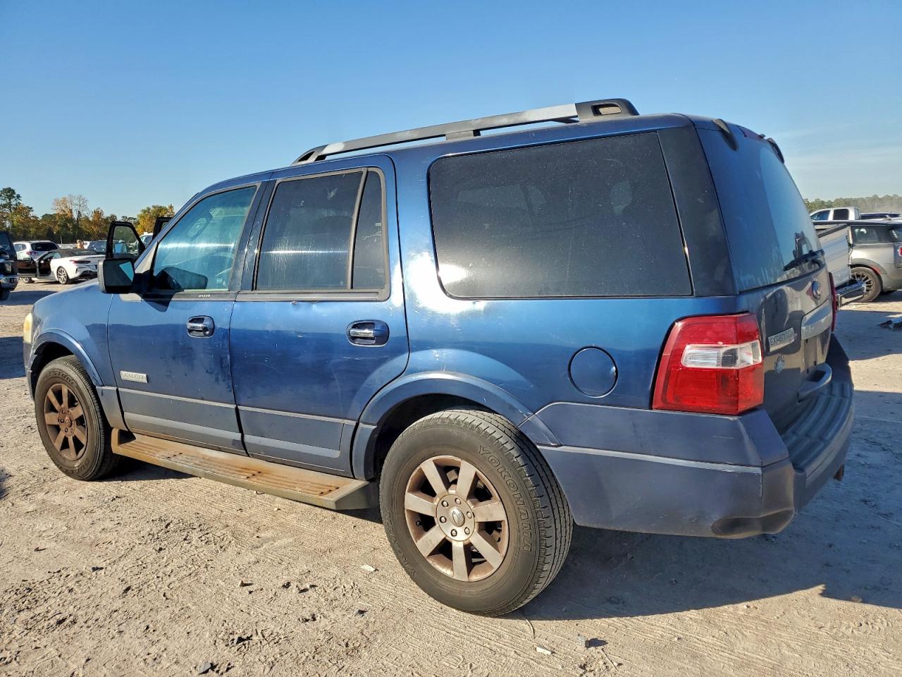 2008 FORD EXPEDITION XLT photo 2