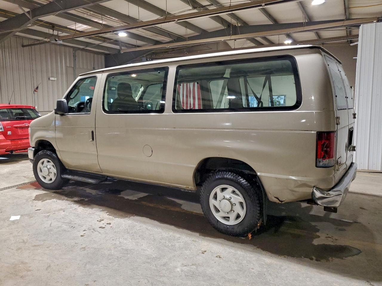 2009 FORD ECONOLINE E150 WAGON photo 2