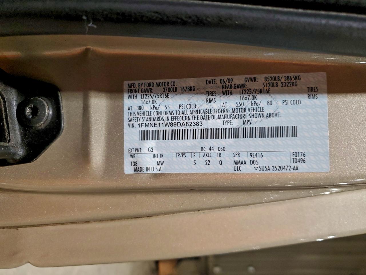 2009 FORD ECONOLINE E150 WAGON photo 13
