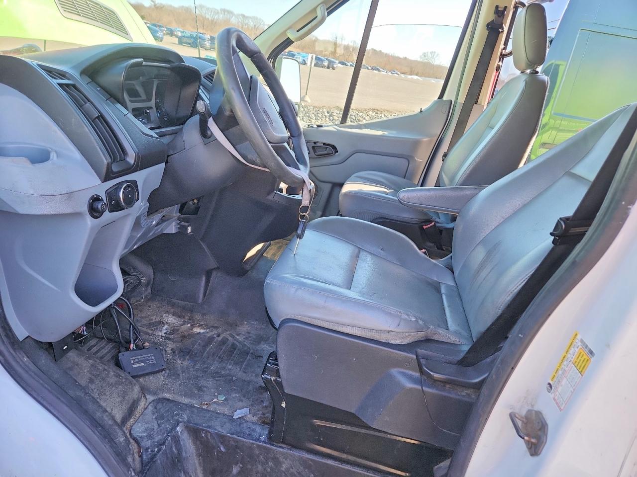 2016 FORD TRANSIT photo 13