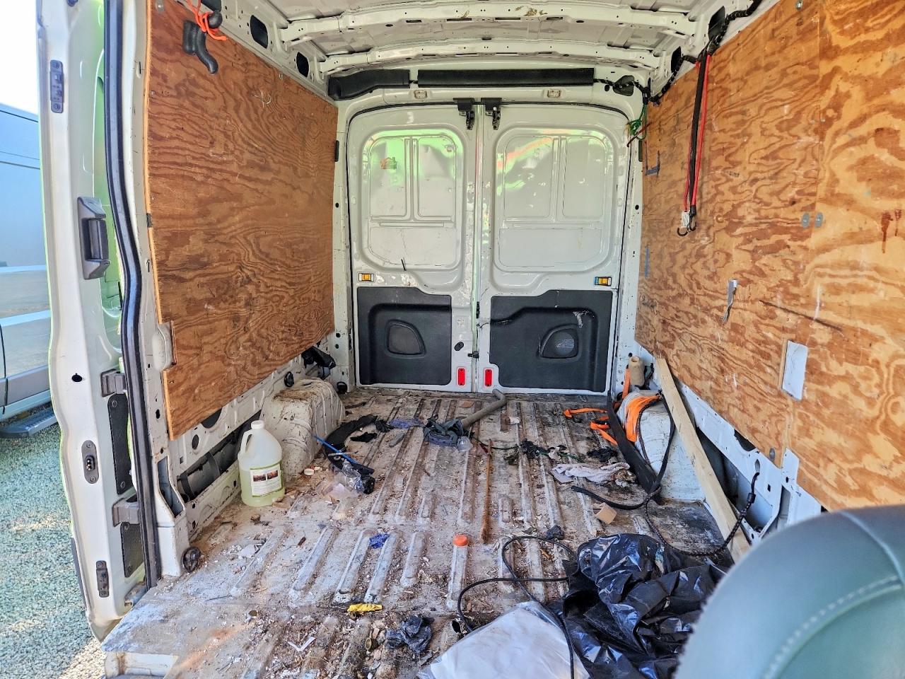 2016 FORD TRANSIT photo 19