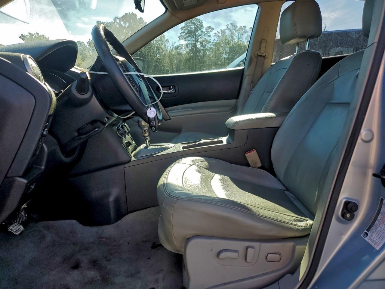 2011 NISSAN ROGUE S photo 7