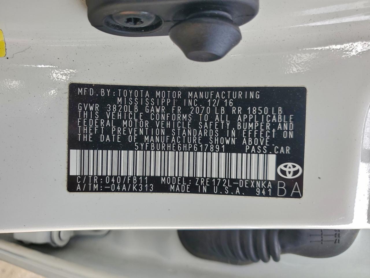 2017 TOYOTA COROLLA L photo 12
