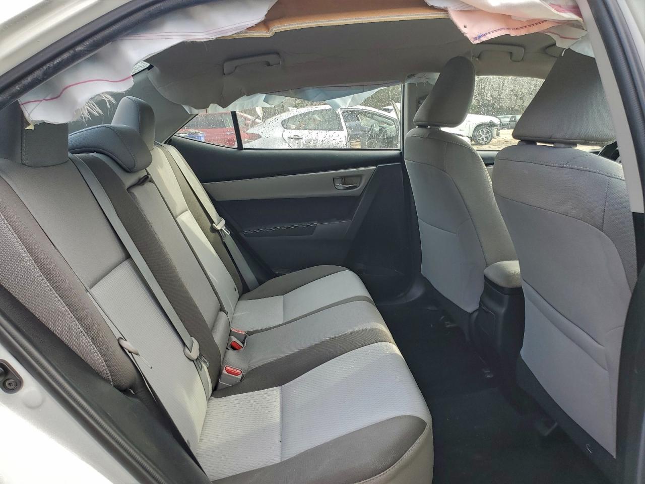 2017 TOYOTA COROLLA L photo 10