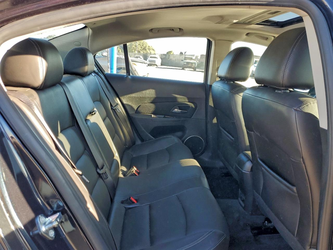 2016 CHEVROLET CRUZE LIMITED LT photo 10