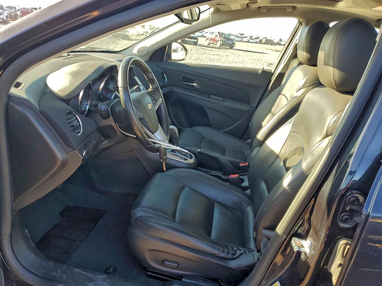 2016 CHEVROLET CRUZE LIMITED LT photo 7