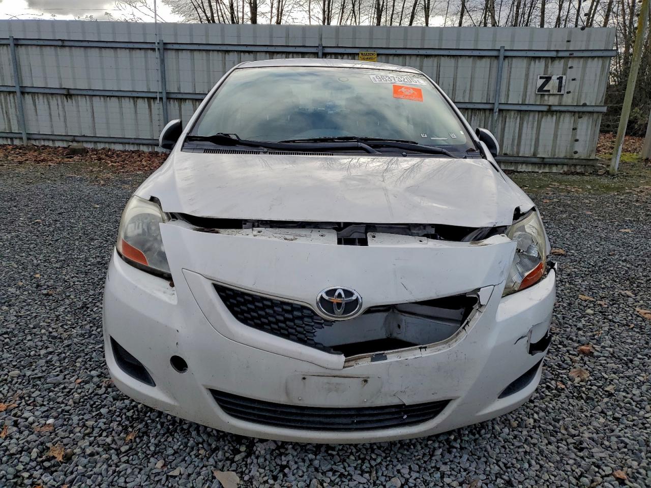 2009 TOYOTA YARIS photo 5