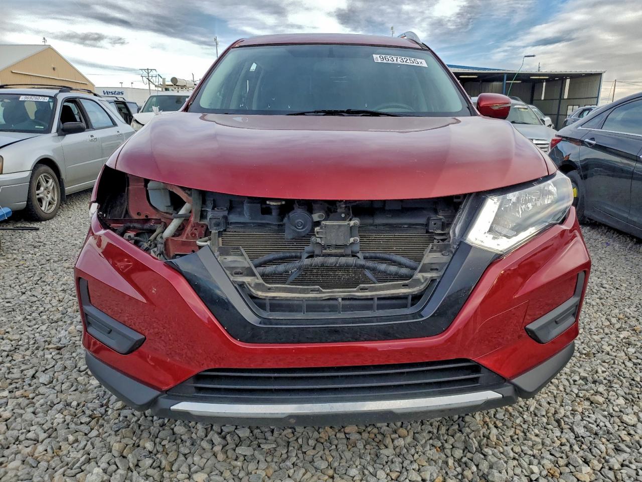 2018 NISSAN ROGUE S photo 5